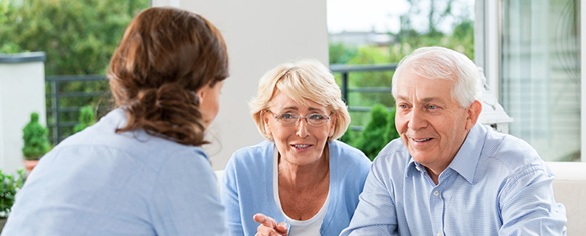 Conversar entrena el cerebro en la tercera edad